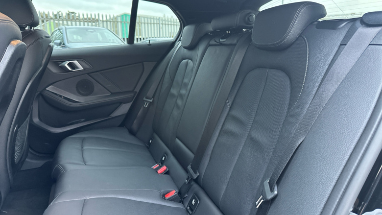 BMW 1 Series 118i M Sport 5dr Step Auto Petrol Hatchback